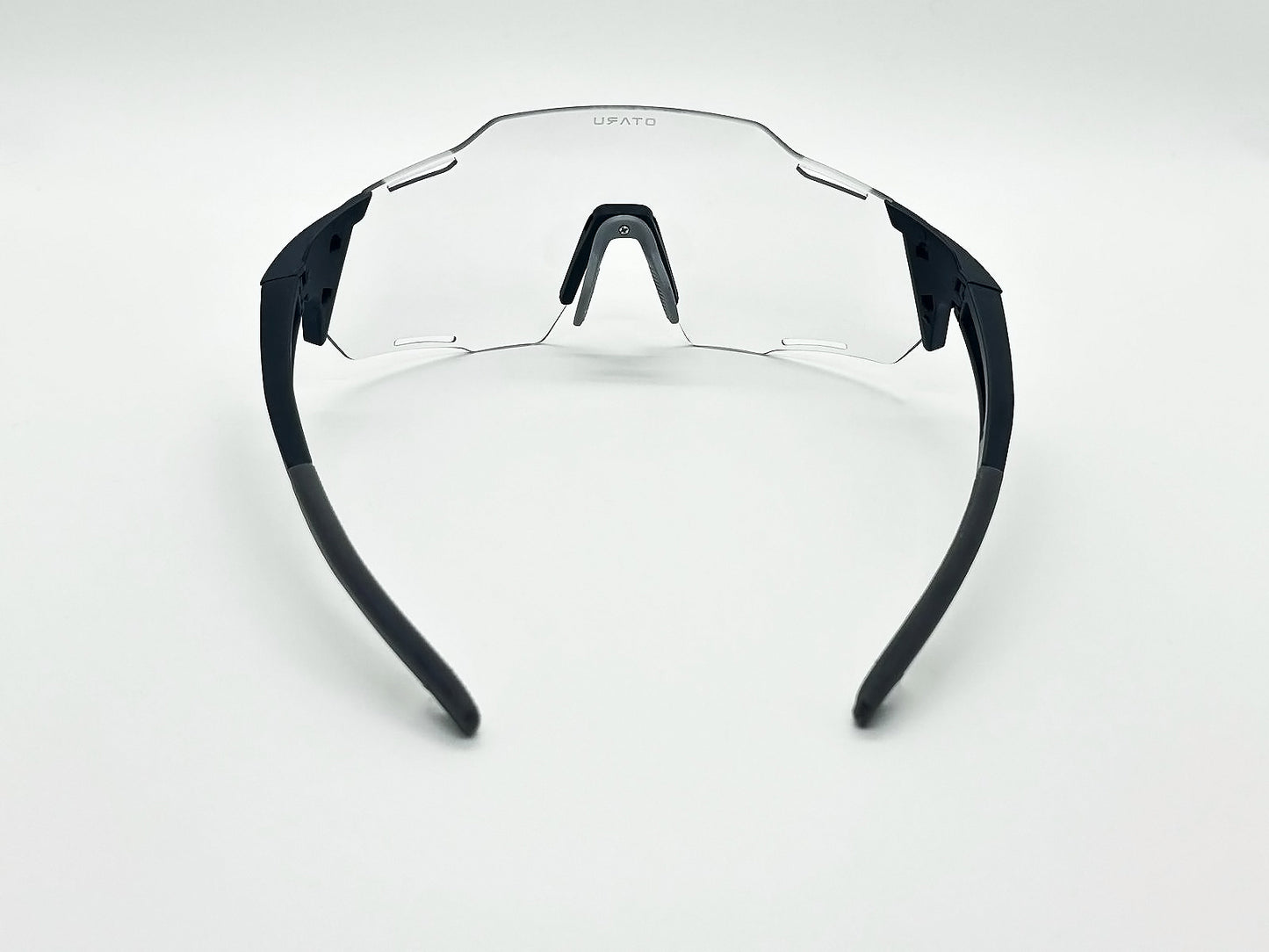 Elicit - Black / Grey
