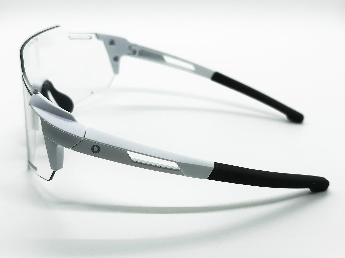 Elicit - White / Grey