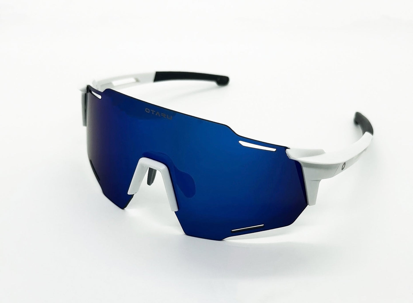 Signature - White / Blue